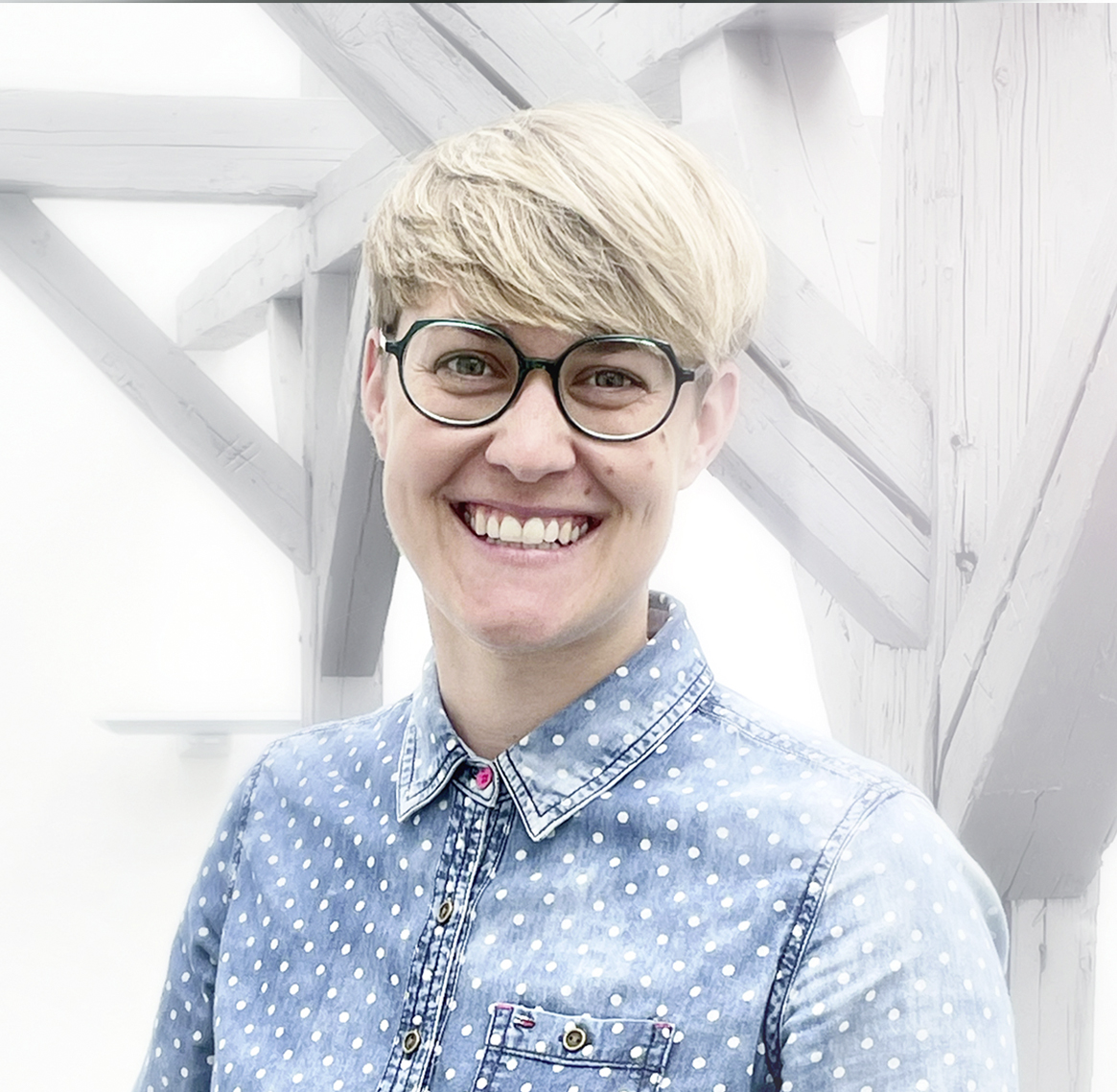 Stefanie Wild, Ansprechpartnerin