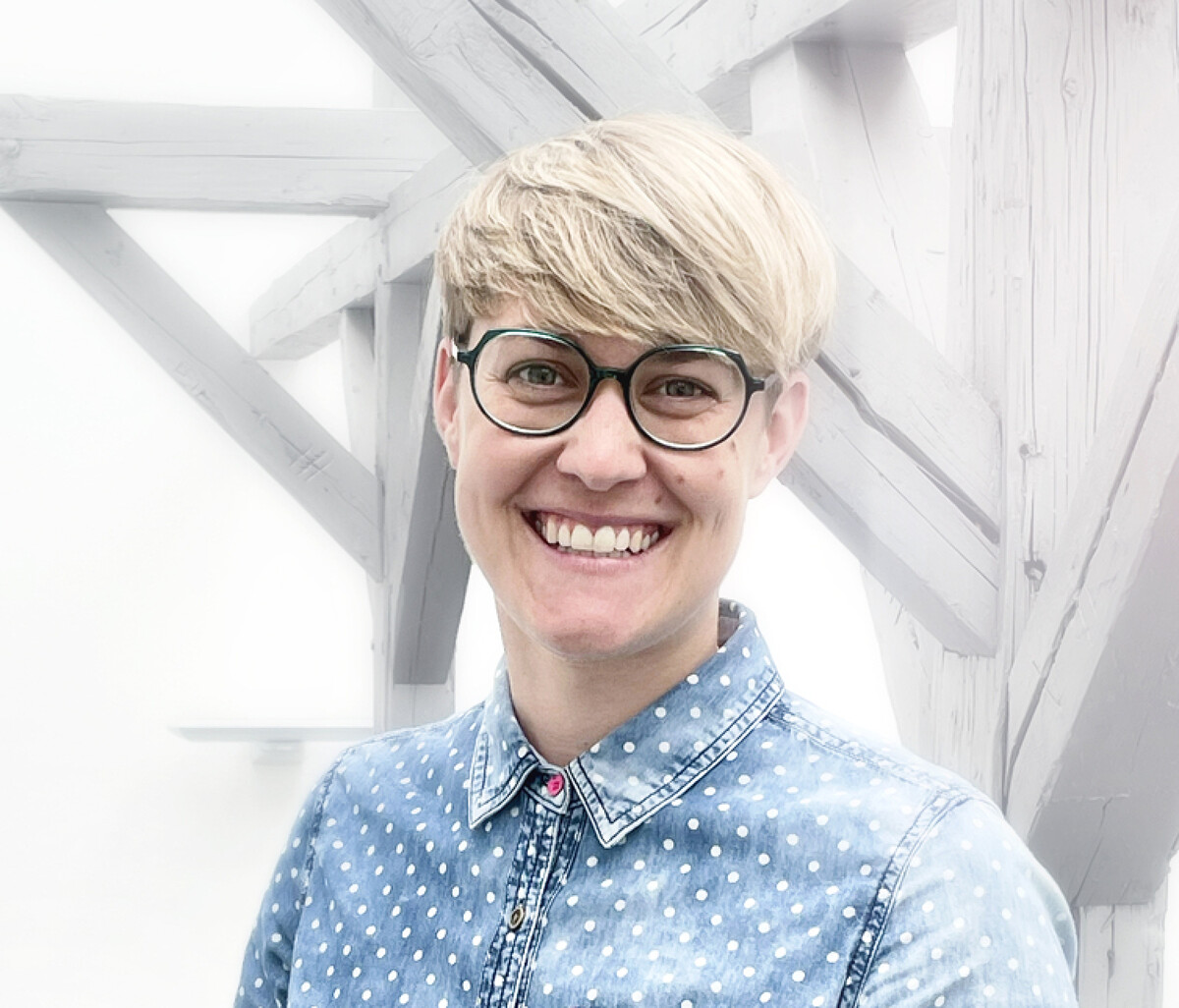 Ihre Ansprechpartnerin Stefanie Wild